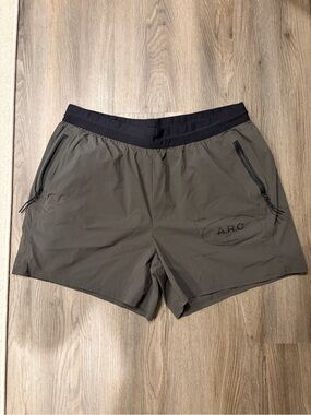 Men's Pacsun A.R.C Shorts in Charcoal Gray with Black Waistband